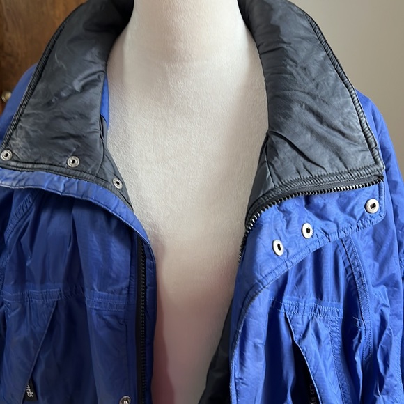Blue Men’s winter puffer coat - Picture 4 of 6